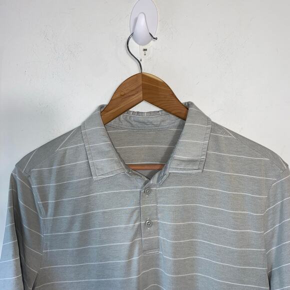 Lululemon Polo Shirt Mens Medium Shirt Short Sleeve Golf Performance Athletic - Picture 2 of 5